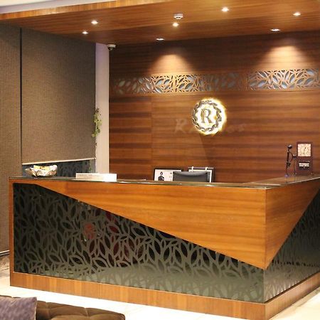 كوتا Hotel Rallentino المظهر الخارجي الصورة