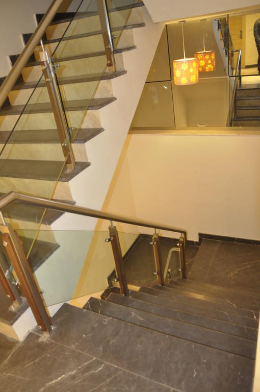كوتا Hotel Rallentino المظهر الخارجي الصورة
