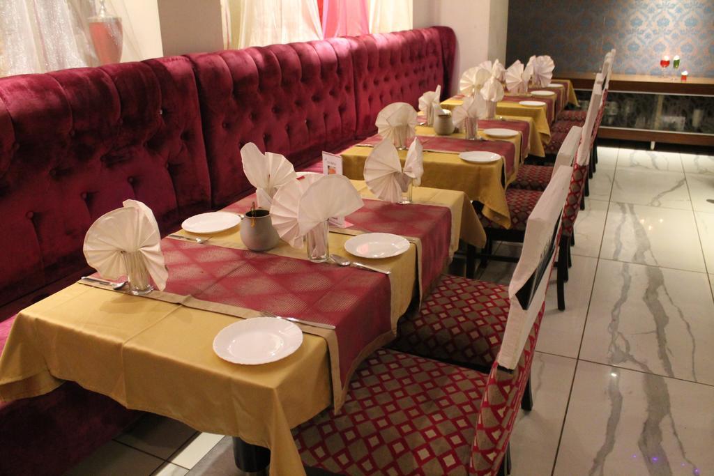 كوتا Hotel Rallentino المظهر الخارجي الصورة