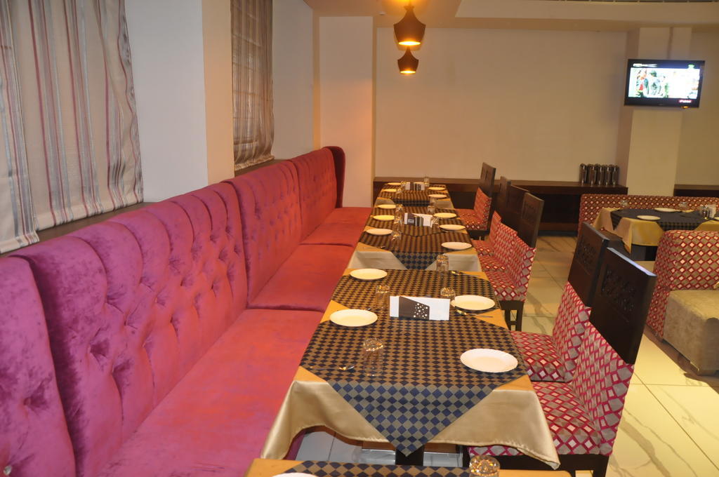 كوتا Hotel Rallentino المظهر الخارجي الصورة