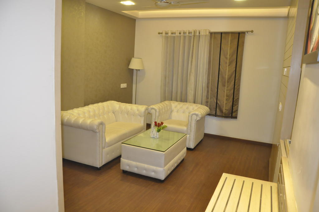 كوتا Hotel Rallentino الغرفة الصورة
